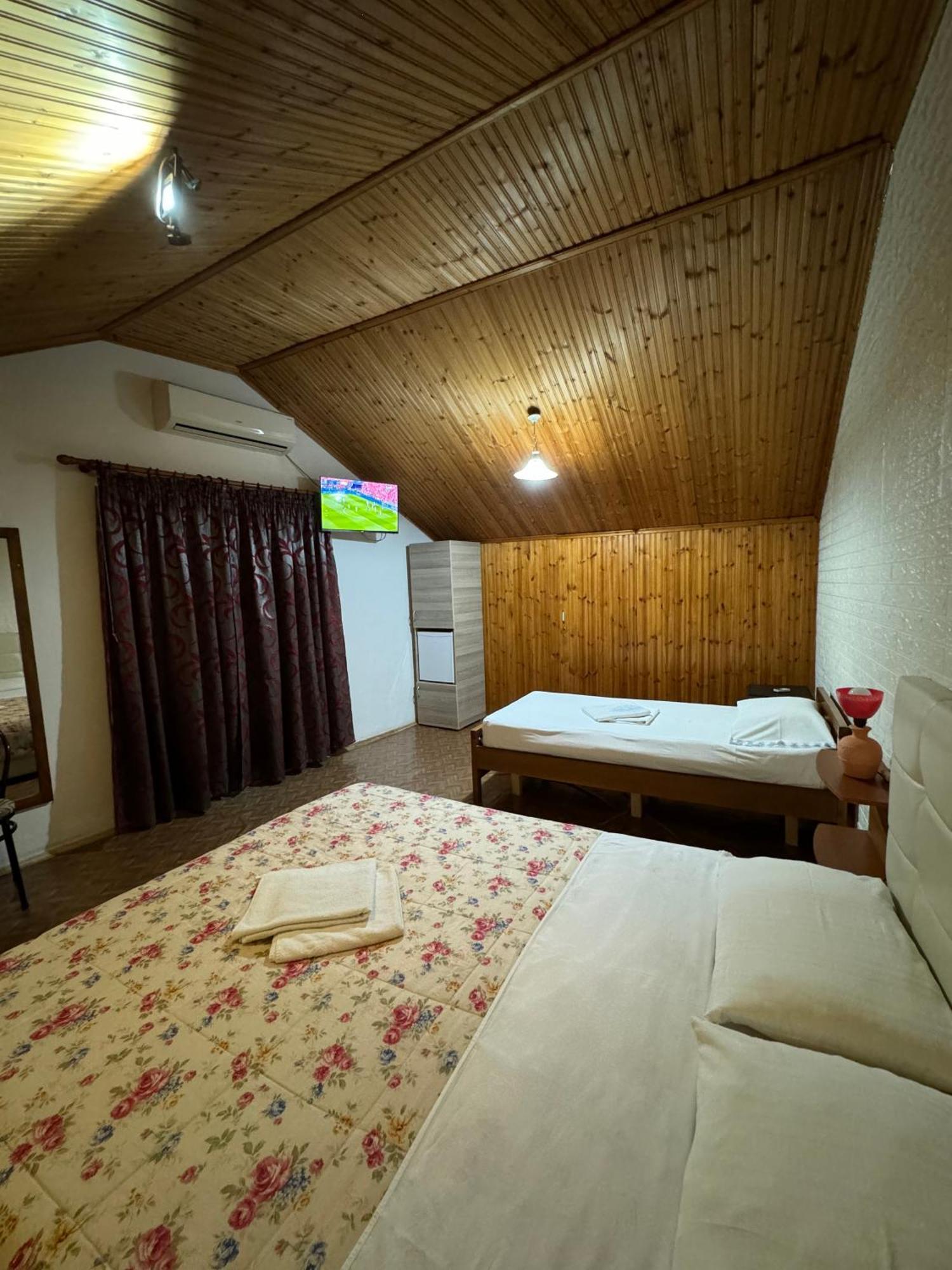 Përmet Holiday Guest-House מראה חיצוני תמונה